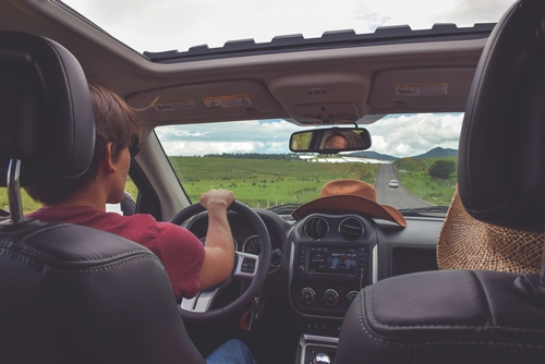 voiture sans permis 4 places couple